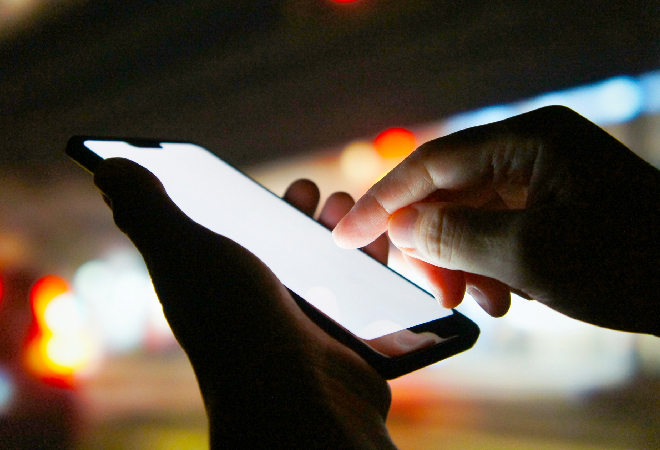 LINEから応募した求人は闇バイトかも？｜犯罪に巻き込む手口に注意