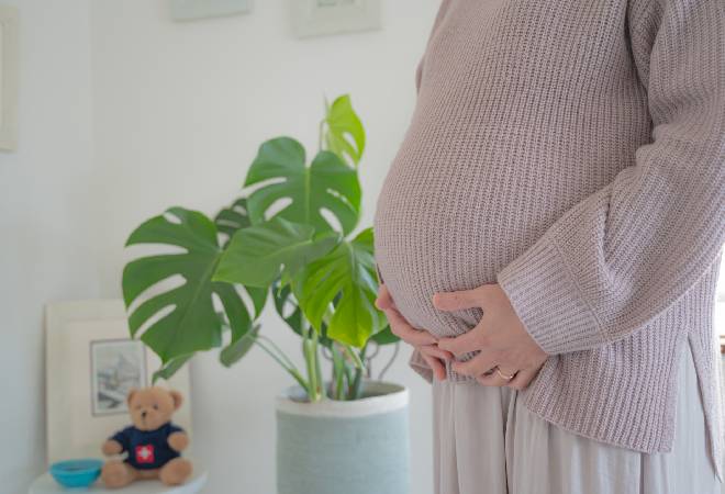 妊娠したのに籍を入れてくれない彼はまだ離婚していない？｜不倫相手への探偵利用事例