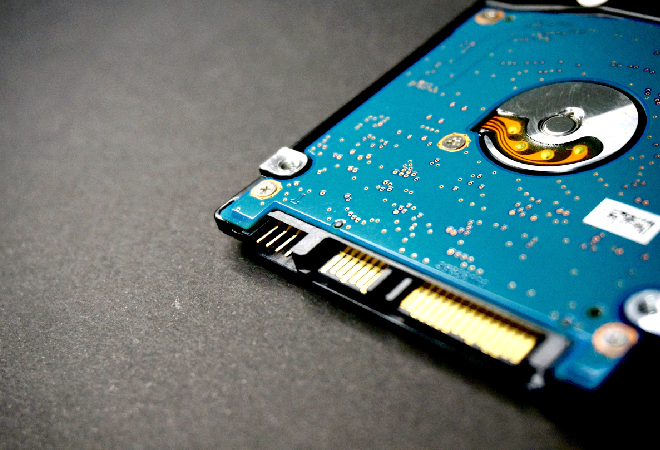 突然の技術流出…開発部門に不審な影|半導体設計企業の知的財産担当者からの調査相談