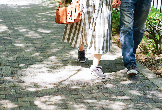 家族ぐるみで信じていたのに…夫と後輩の二股不倫を疑っています|30代女性からの調査相談