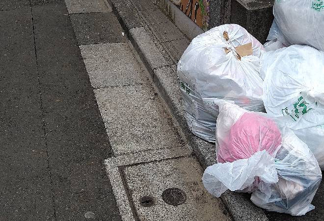 不法投棄を見つけたらどうすればいい？犯人特定と再発防止の対処法｜探偵利用事例