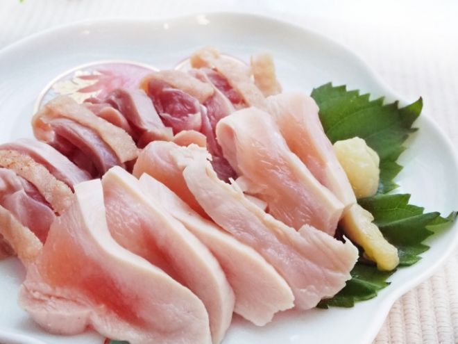 「どこもやってること」と言われた…地鶏の産地偽装を内部告発したい｜飲食店従業員からの相談事例
