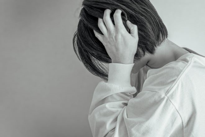 隣のビルのライブハウスから毎日のように音漏れ…もう我慢できない|40代女性からの調査相談