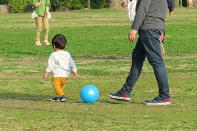 「旦那さん、隠し子がいるみたいよ」知人の告白で揺れた妻の決断｜探偵利用事例