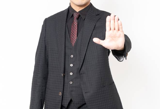 刑事に職務質問され、ボディチェックと称して執拗に触られた…｜探偵利用事例