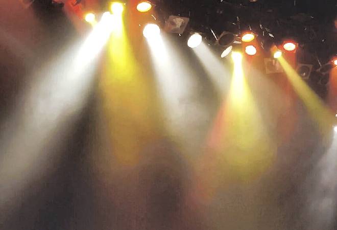 一位獲得のはずが出演取消に…フリーランス女優の苦悩｜探偵利用事例
