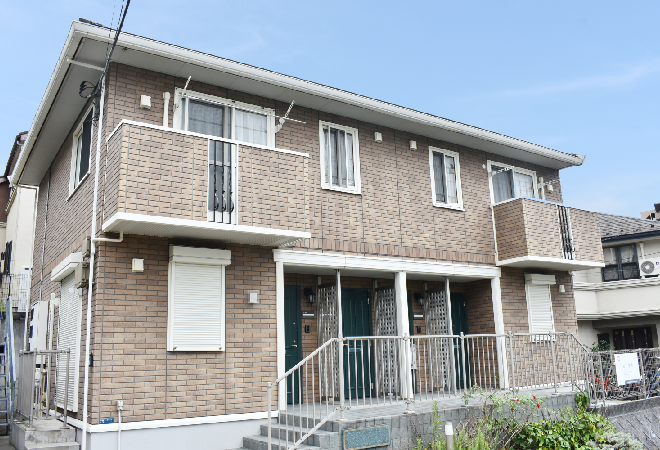 管理アパートで女性入居後、窓を覗く男の影…｜探偵利用事例