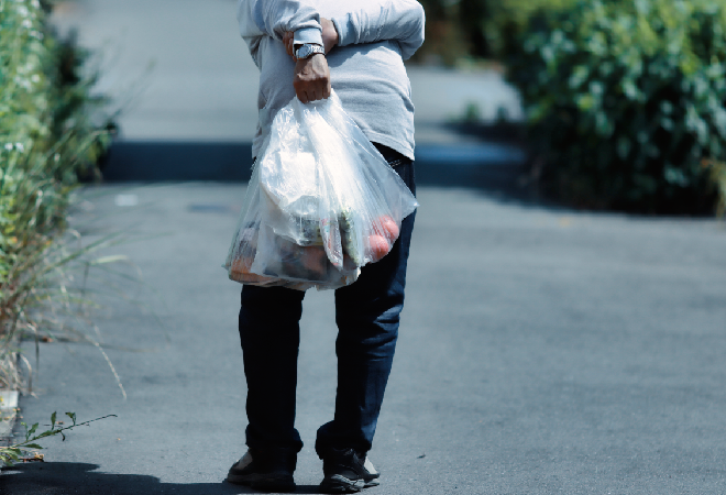田舎で一人暮らしの父の様子が変？｜４０代男性からの見守り調査の相談