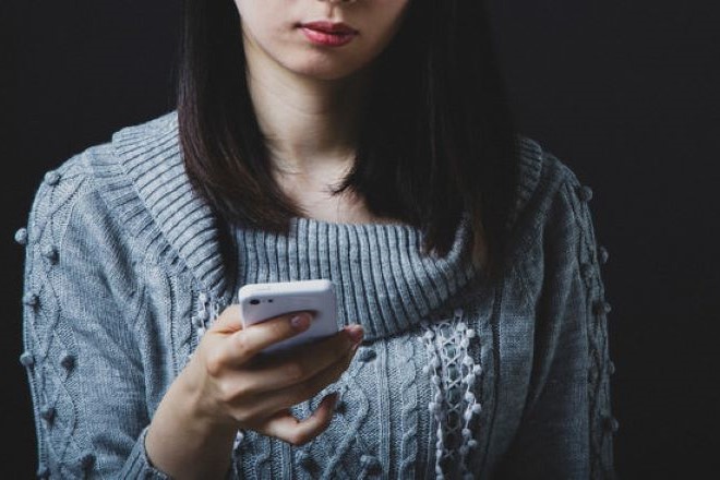 ハロウィンのコスプレを勝手に撮られてSNSにアップされていた…|20代女性からの調査相談