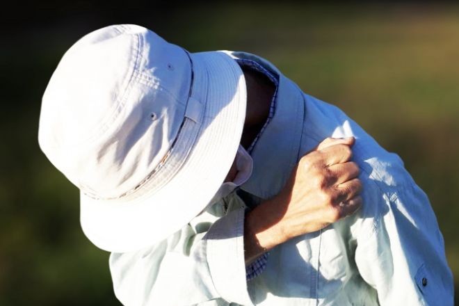 かつての裏切りをせめてお墓の前で謝罪したい|70代男性からの調査相談