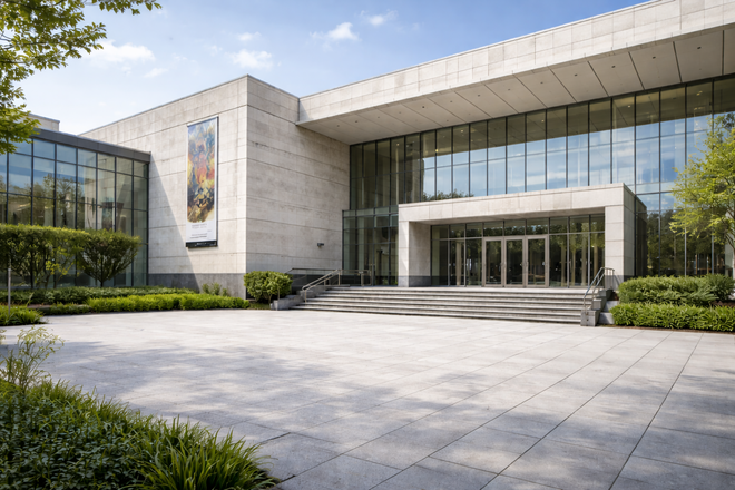 美術館で発生する所蔵品の取り扱い不備と模倣品疑惑を見極める調査ガイド